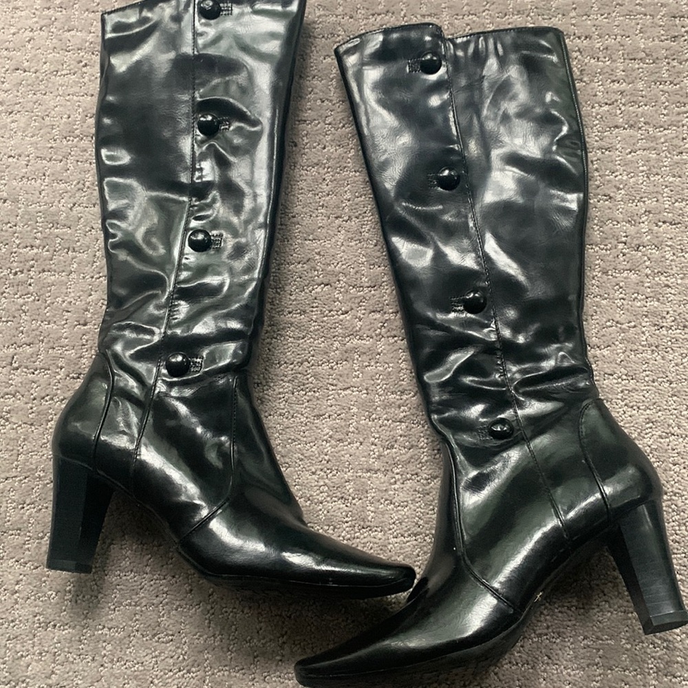 Nickels Black pleather high boot 7 1/2